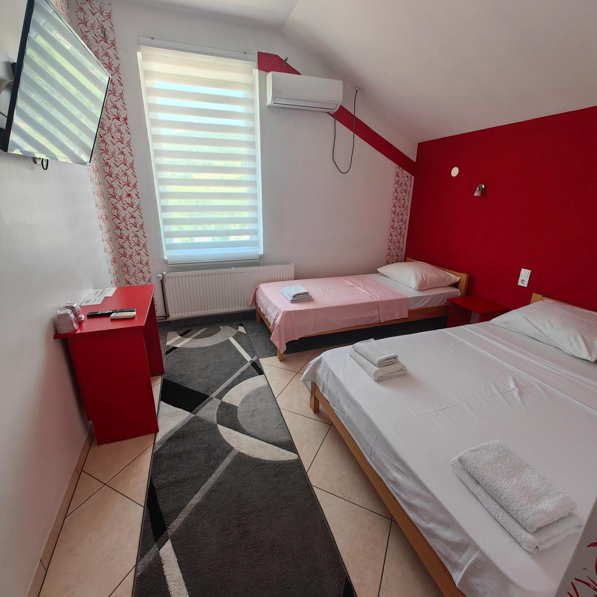 Motel Maks Kiseljak Zewnętrze zdjęcie